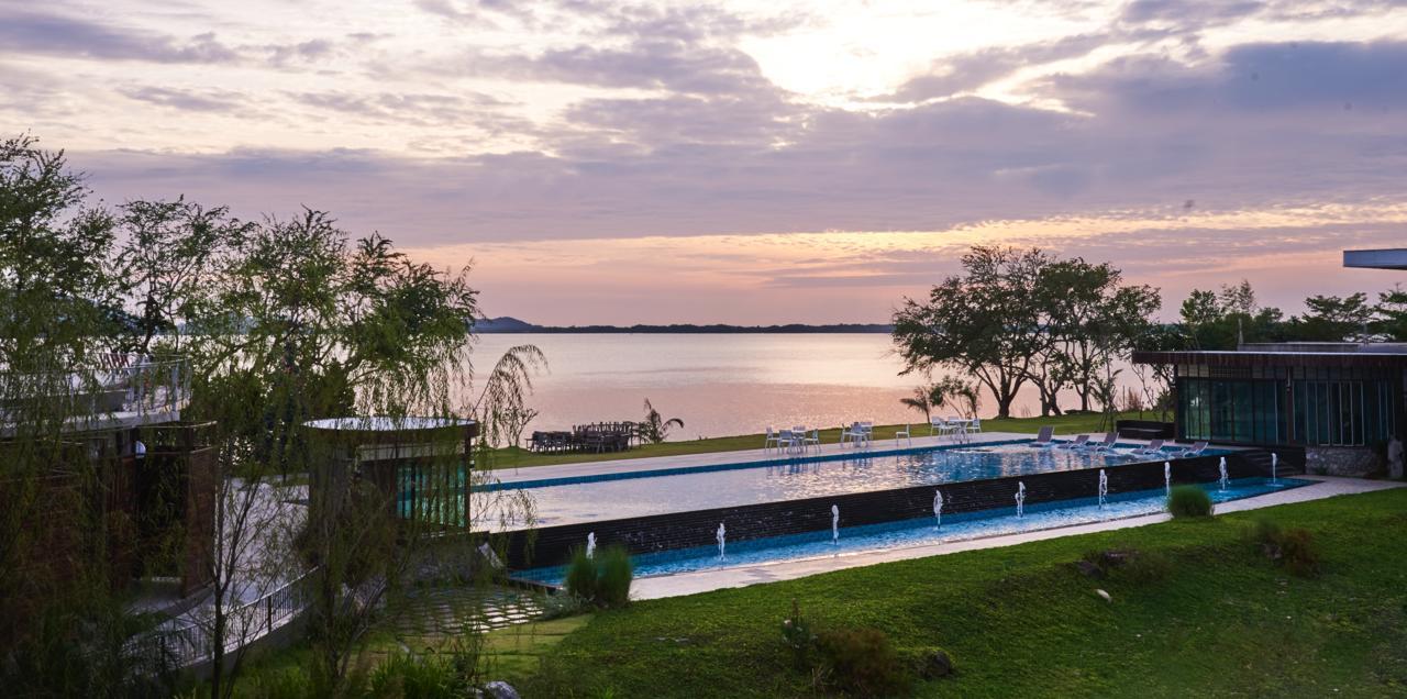Baan Rim Ao Hotel Csanthaburi Kültér fotó