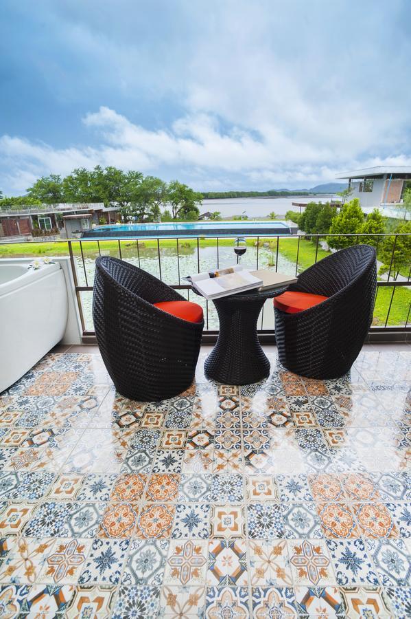Baan Rim Ao Hotel Csanthaburi Kültér fotó