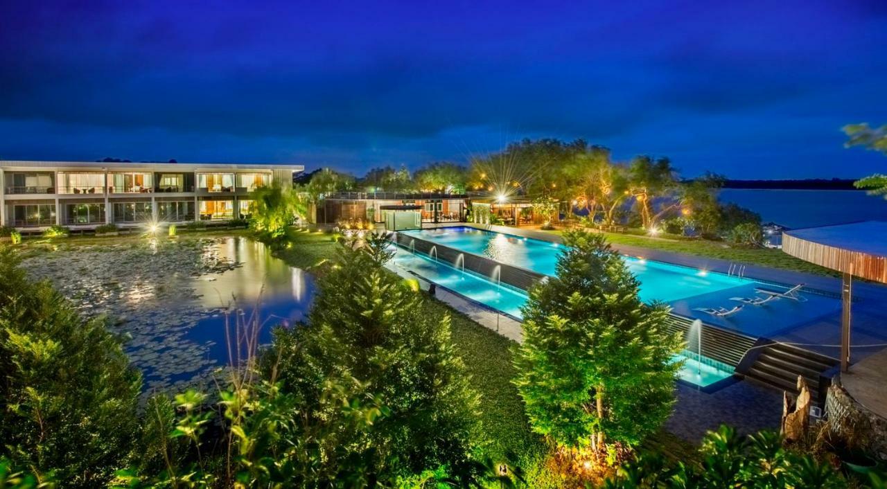 Baan Rim Ao Hotel Csanthaburi Kültér fotó