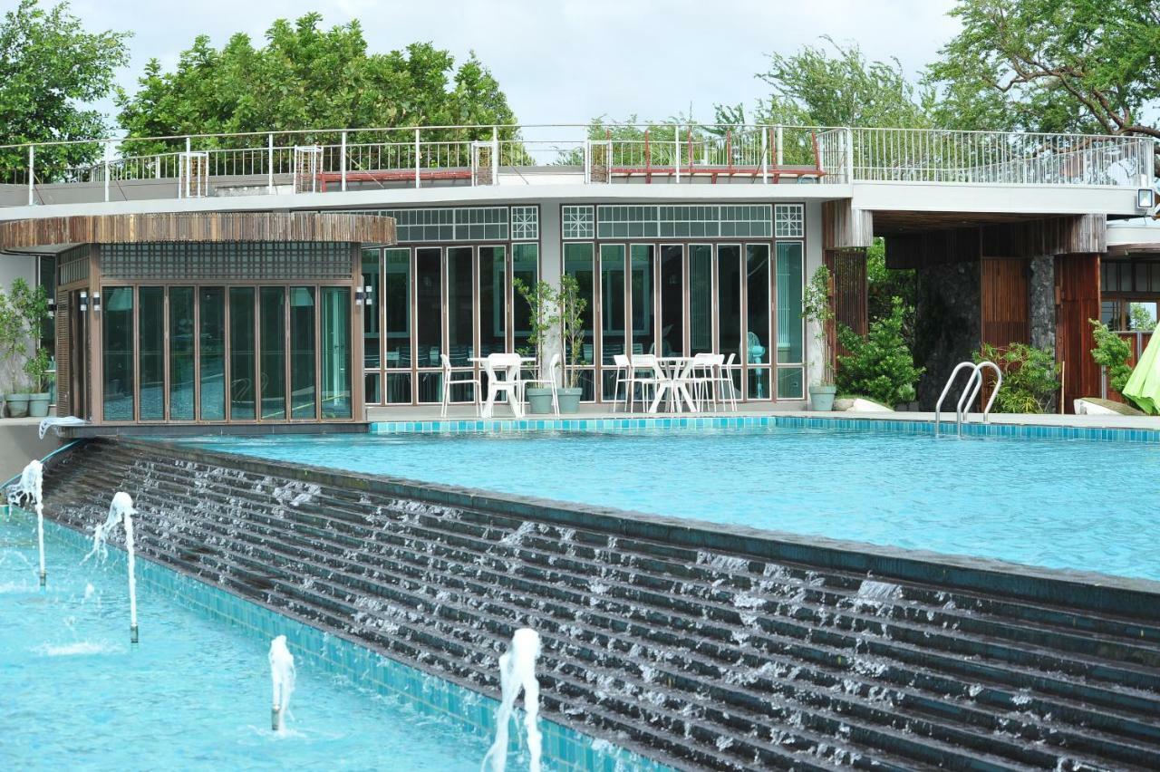 Baan Rim Ao Hotel Csanthaburi Kültér fotó