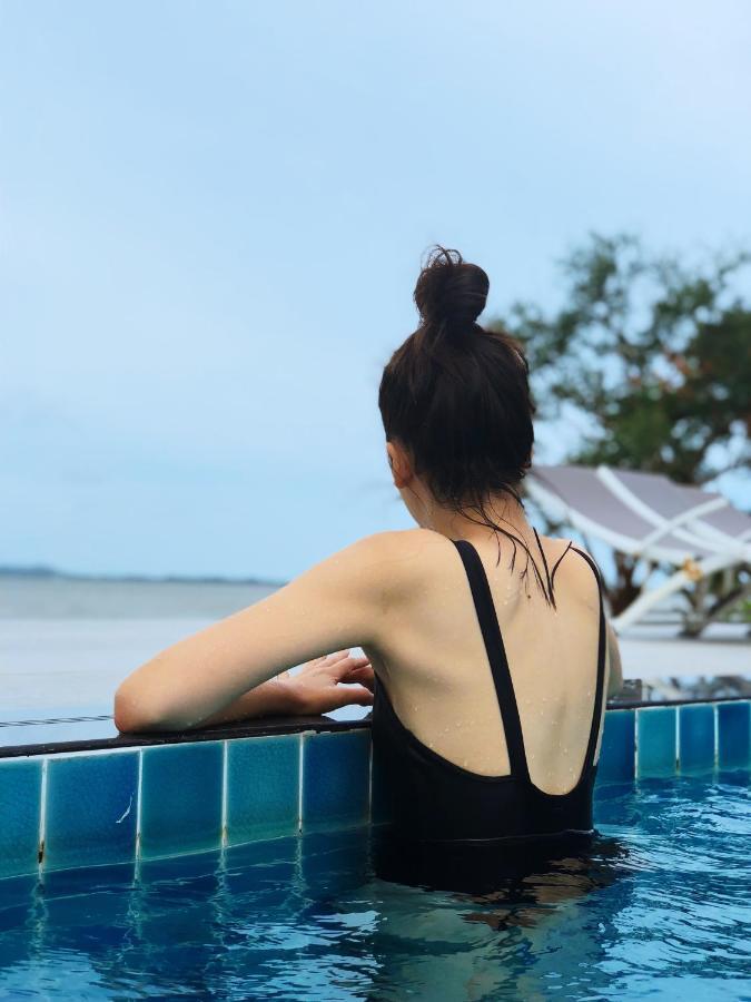 Baan Rim Ao Hotel Csanthaburi Kültér fotó